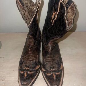 Ariat Distressed Leather Boots